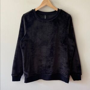 Gaiam Plush Pullover Black Size Medium